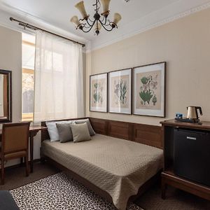 Small Single Room